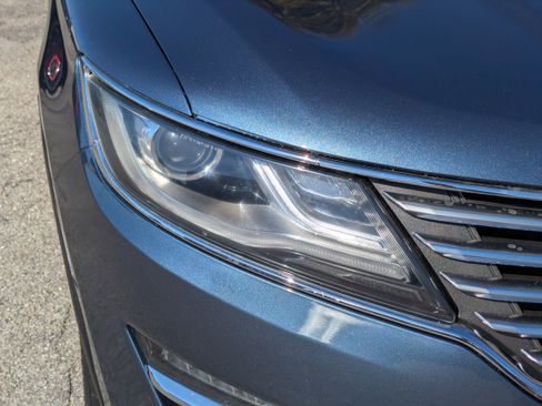 Used 2018 Lincoln MKC Select w/ Select Plus Package image 10