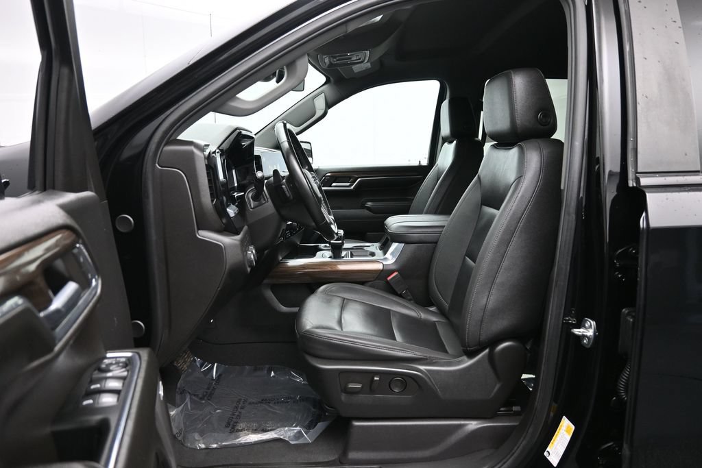 Used 2024 Chevrolet Silverado 1500 RST w/ All Star Edition Plus AWD/4WD image 22