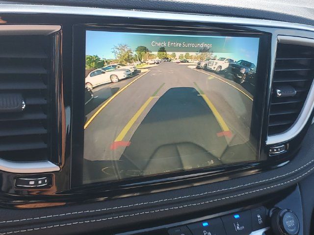 Used 2025 Chrysler Pacifica Select FWD image 26