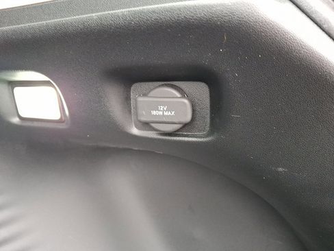 Certified 2023 Honda HR-V LX image 30