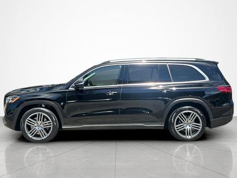 Used 2026 Mercedes-Benz GLS 450 4MATIC image 2