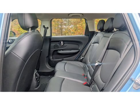 Used 2017 MINI Cooper Clubman ALL4 image 18