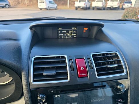 Used 2016 Subaru Forester 2.5i Premium image 27