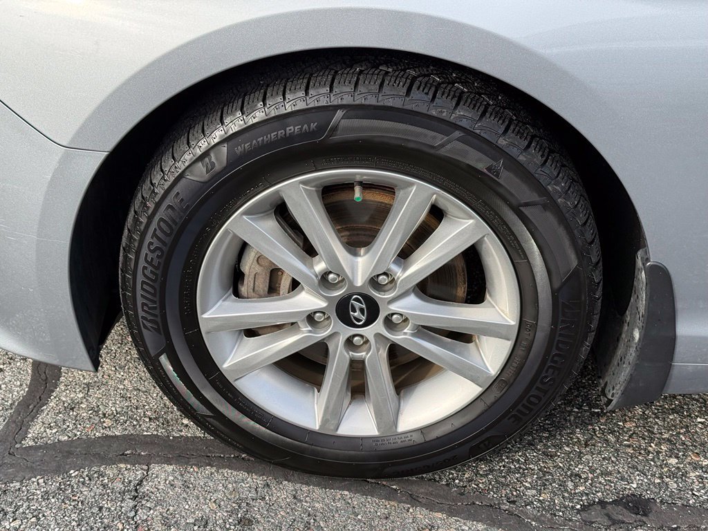Used 2015 Hyundai Sonata SE FWD image 9