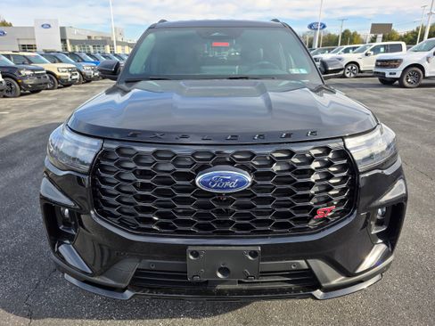 New 2026 Ford Explorer ST image 8