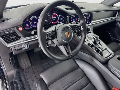 Certified 2023 Porsche Panamera 4 Platinum Edition AWD/4WD image 4