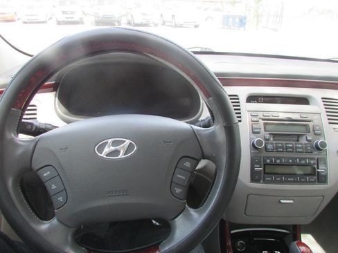 Used 2006 Hyundai Azera Limited image 20