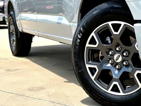 Used 2024 Ford F150 STX RWD image 7