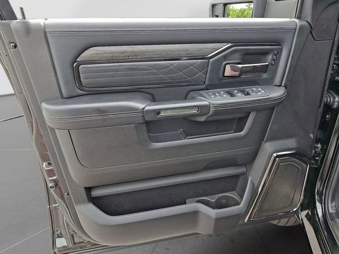 Used 2025 RAM 3500 Limited AWD/4WD image 14