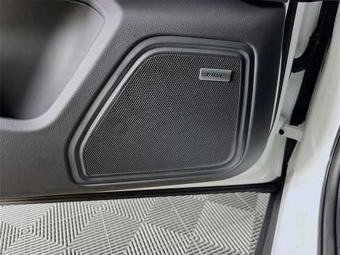 New 2026 Porsche Macan S image 21