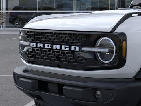New 2026 Ford Bronco Outer Banks AWD/4WD image 19