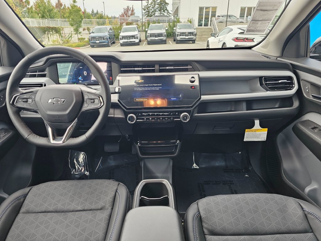 New 2027 Chevrolet Bolt LT w/ Dual Panel Sunroof Package FWD image 21