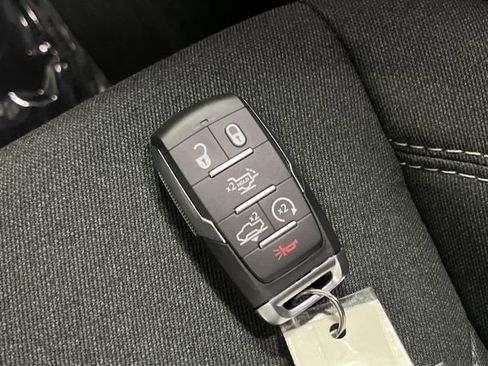 Used 2025 RAM 1500 Big Horn image 30