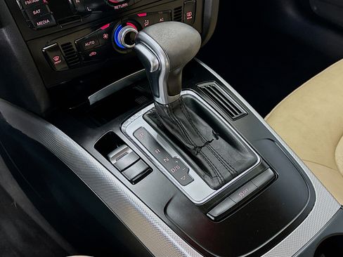 Used 2013 Audi A4 2.0T Premium w/ Convenience Pkg image 23