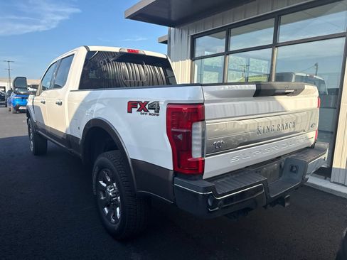 Used 2017 Ford F250 King Ranch w/ King Ranch Ultimate Package AWD/4WD image 4