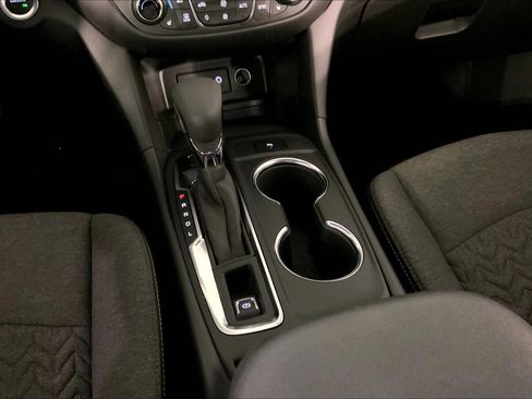Used 2024 Chevrolet Equinox LT AWD/4WD image 18