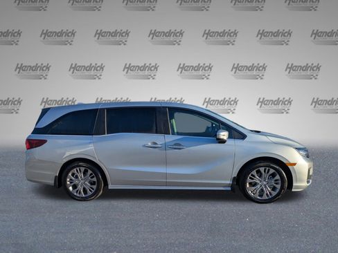 Certified 2025 Honda Odyssey Touring image 2