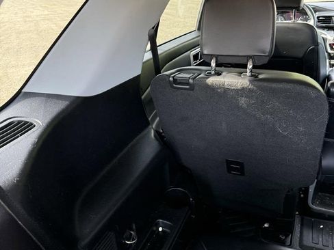 Used 2021 Ford Explorer XLT w/ Equipment Group 202A image 27