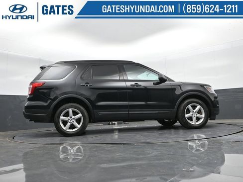 Used 2018 Ford Explorer 4WD image 32