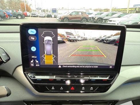 Used 2023 Volkswagen ID.4 S image 19