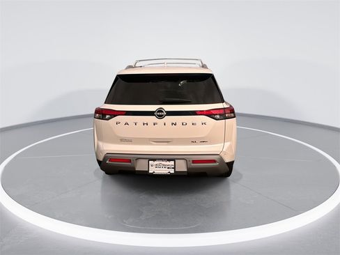 Certified 2023 Nissan Pathfinder SL image 7