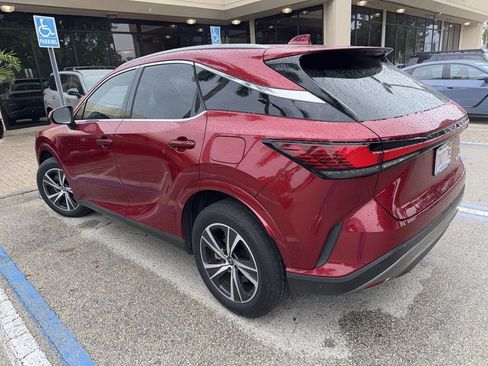 Used 2024 Lexus RX 350 Premium w/ Accessory Package (Z1) FWD image 4