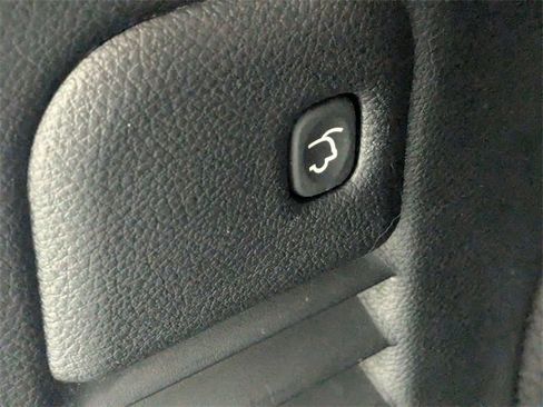 Used 2019 Jeep Grand Cherokee Limited image 30