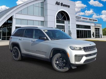 New 2026 Jeep Grand Cherokee Altitude