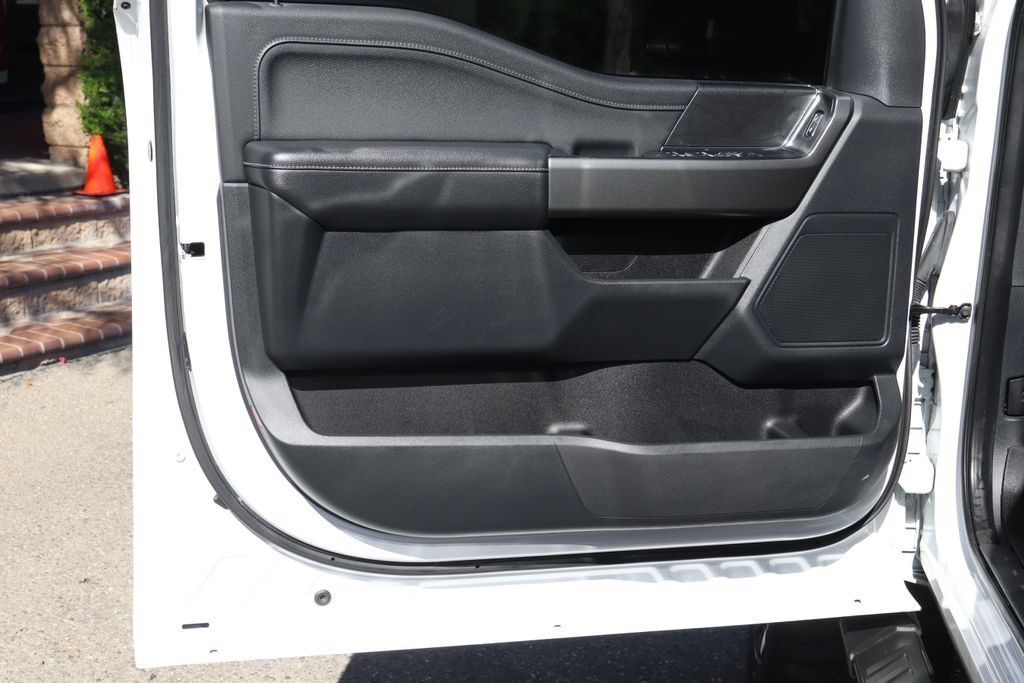 Used 2022 Ford F150 XLT w/ Equipment Group 302A High AWD/4WD image 18