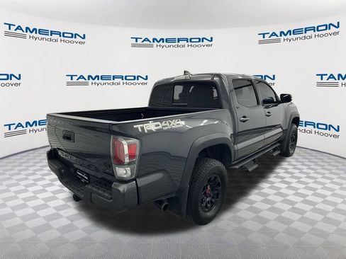 Used 2020 Toyota Tacoma TRD Off-Road AWD/4WD image 5