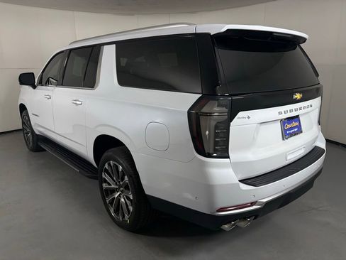 New 2026 Chevrolet Suburban High Country w/ Sun And Tow Package AWD/4WD image 8