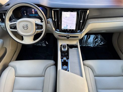 Used 2025 Volvo V60 B5 Cross Country Ultra w/ Protection Package Premier image 14