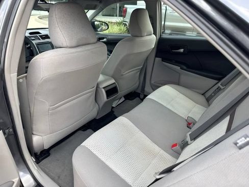 Used 2012 Toyota Camry LE FWD image 24