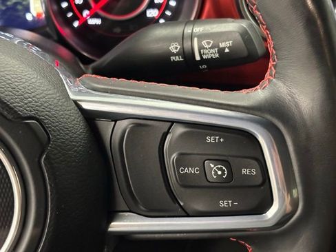 Used 2021 Jeep Wrangler Unlimited Rubicon w/ Cold Weather Group AWD/4WD image 21
