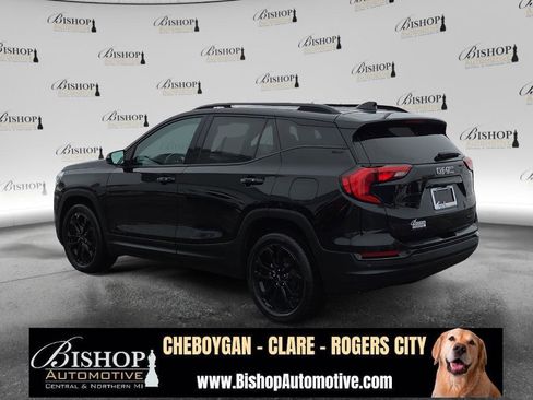 Used 2021 GMC Terrain SLT w/ Infotainment Package II image 23