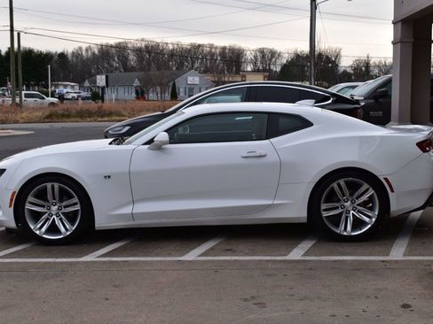 Used 2017 Chevrolet Camaro LT image 5