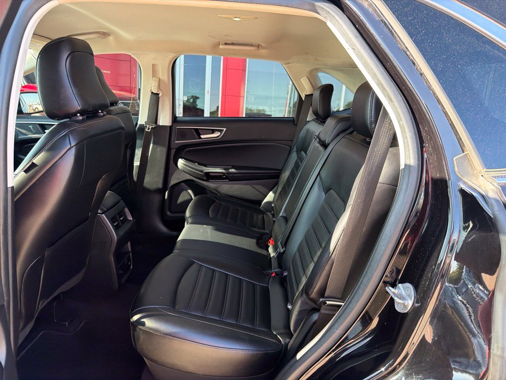 Used 2024 Ford Edge SEL w/ Convenience Package AWD/4WD image 17