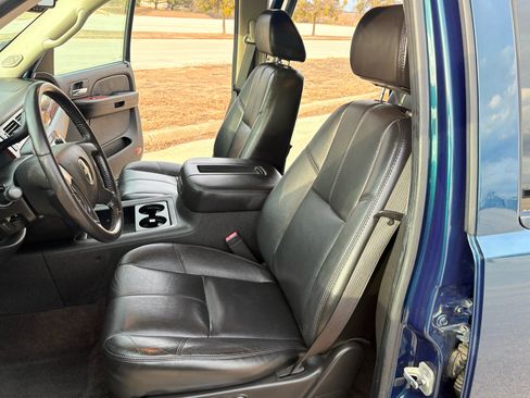 Used 2007 Chevrolet Avalanche LT w/ LT Preferred Equipment Group image 41