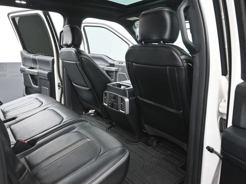 Used 2018 Ford F150 Platinum w/ Equipment Group 701A Luxury AWD/4WD image 12