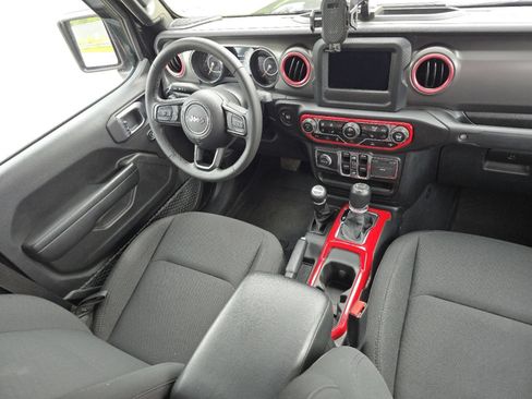 Used 2023 Jeep Gladiator Sport AWD/4WD image 24
