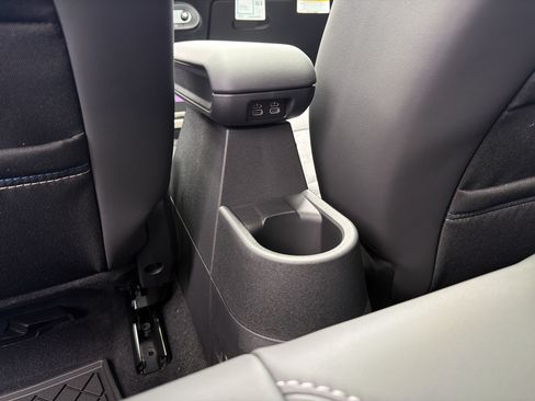 New 2026 MINI Cooper 4-Door Hardtop FWD image 35