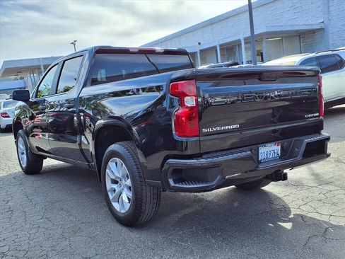 Used 2026 Chevrolet Silverado 1500 Custom image 3