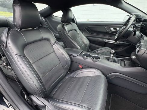 Used 2024 Ford Mustang GT Premium image 31