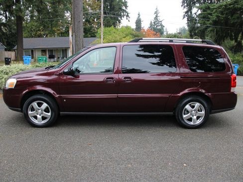 Used 2007 Chevrolet Uplander LT image 12