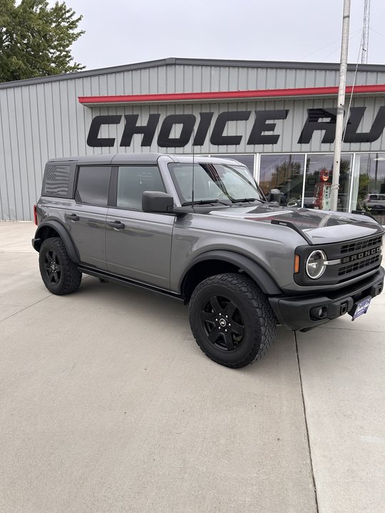 Used 2023 Ford Bronco Black Diamond AWD/4WD image 2