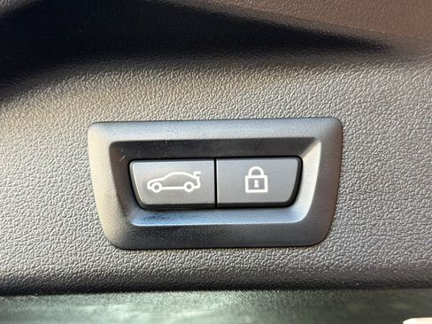 Used 2022 BMW X5 sDrive40i w/ Parking Assistance Package image 35