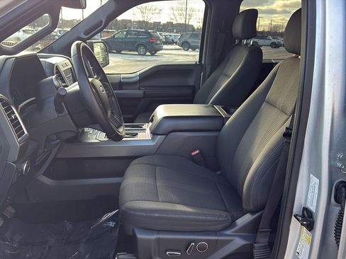 Used 2016 Ford F150 XLT w/ Equipment Group 302A Luxury image 18