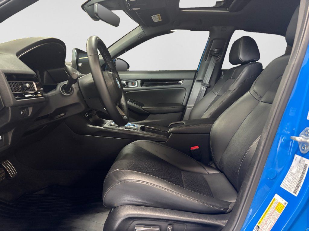 Used 2024 Honda Civic Sport Touring image 10