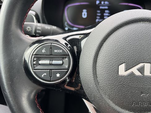 Certified 2023 Kia Soul GT-Line image 27
