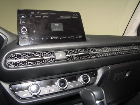 Certified 2024 Honda HR-V EX-L image 7